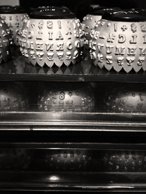 The Composer has mechanical memory — a wheel in the back of the machine with pins, and for every character that’s typed, pins are set to keep track of how many spaces are used.